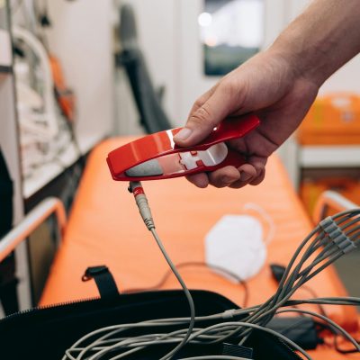 pexels-mikhail-nilov-8943353